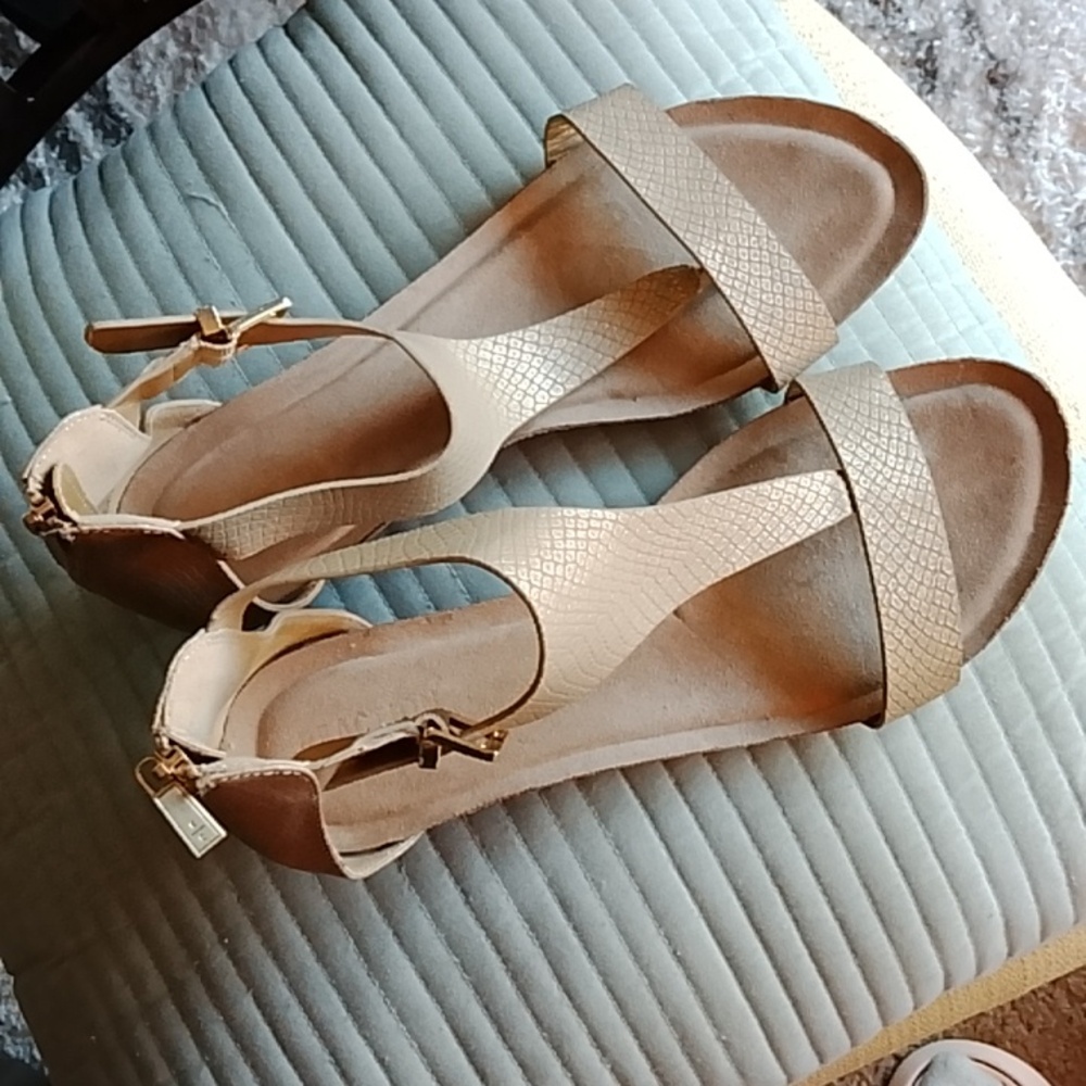 Kenneth Cole Tan Ankle Strap Sandals 9.5 Med - Picture 9 of 16